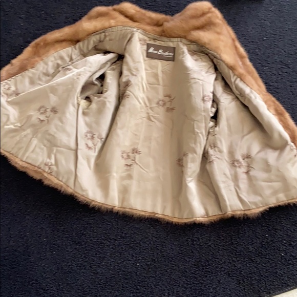 Maas Cropped Mink Jacket - Picture 4 of 8